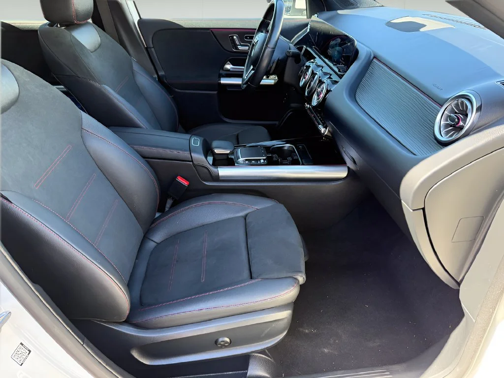 Used 2023 White Mercedes-Benz GLA 250 image 14