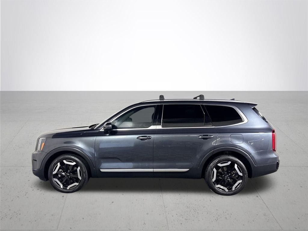 Used 2024 Gray Kia S image 9