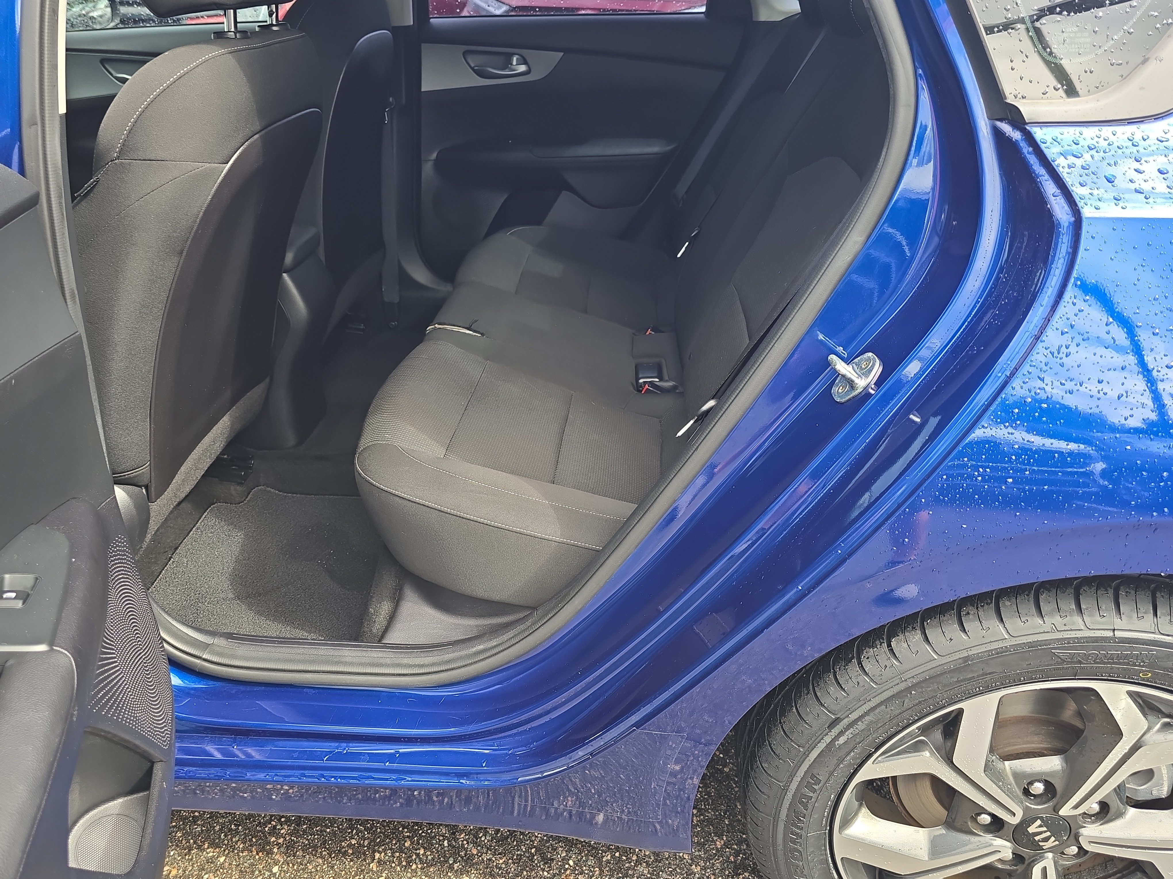 Certified Used 2021 Deep Sea Blue Kia LXS image 16
