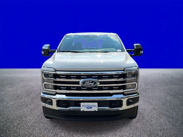 New 2027 Star White Metallic Tri-Coat Ford F-250® Lariat® image 8