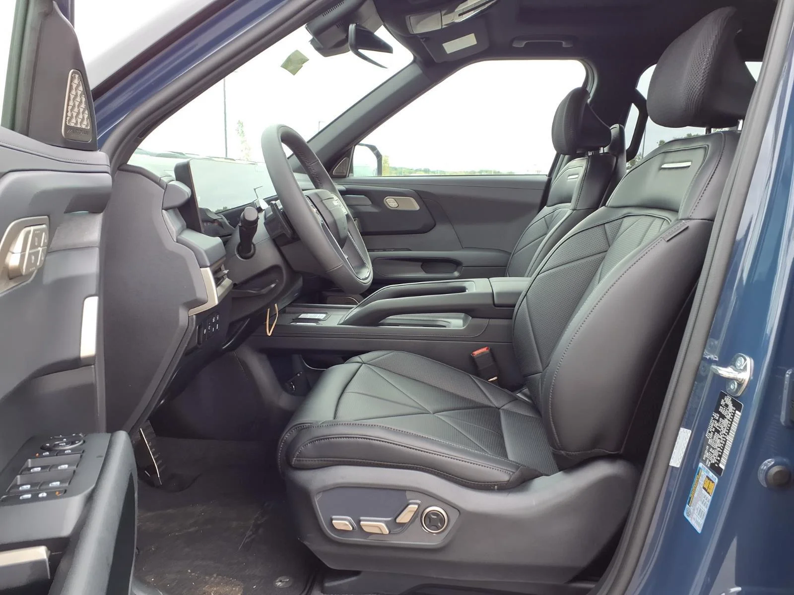 New 2027 Midnight Lake Blue Kia SX image 13