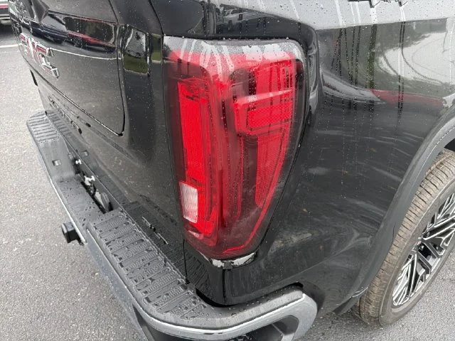 New 2026 Onyx Black GMC SLT image 10