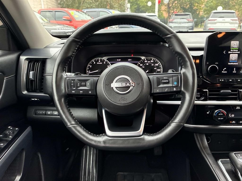 Used 2025 Gray Nissan SL image 20