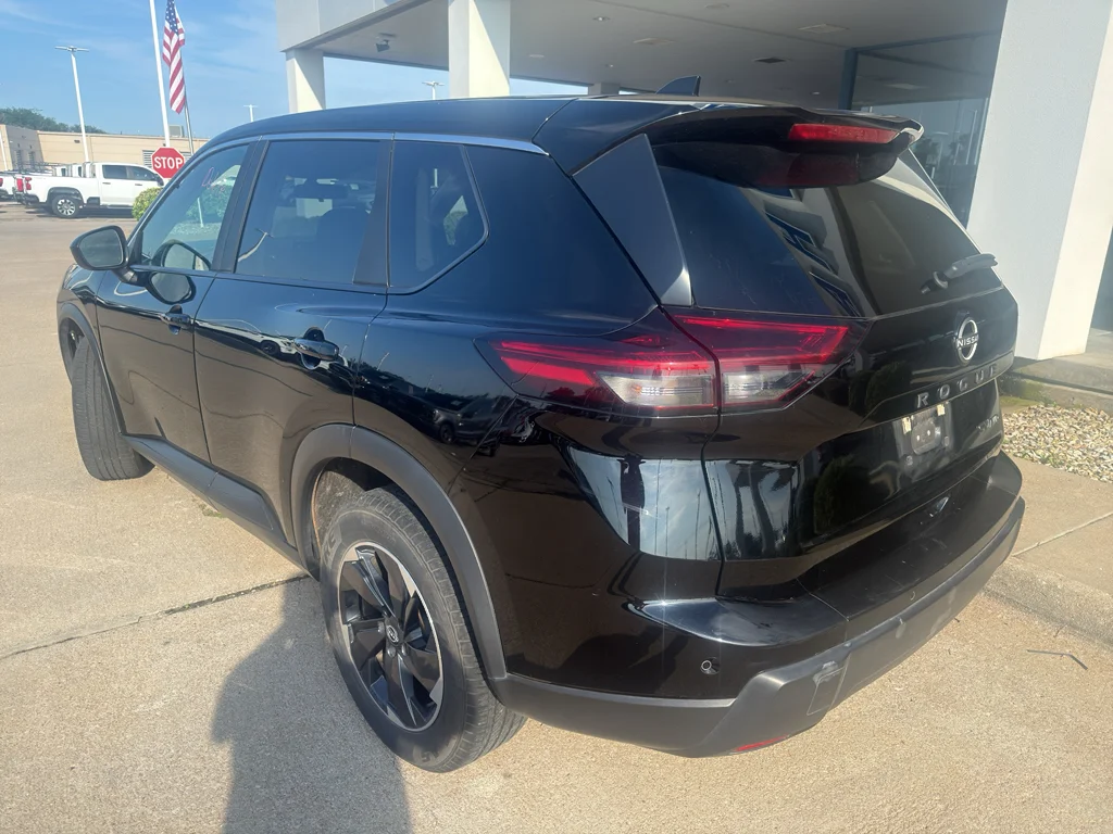 Used 2024 Super Black Nissan SV image 8
