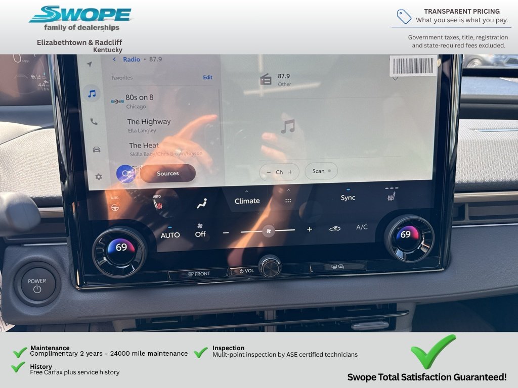 New 2026 Wind Chill Pearl Toyota XLE Plus image 26