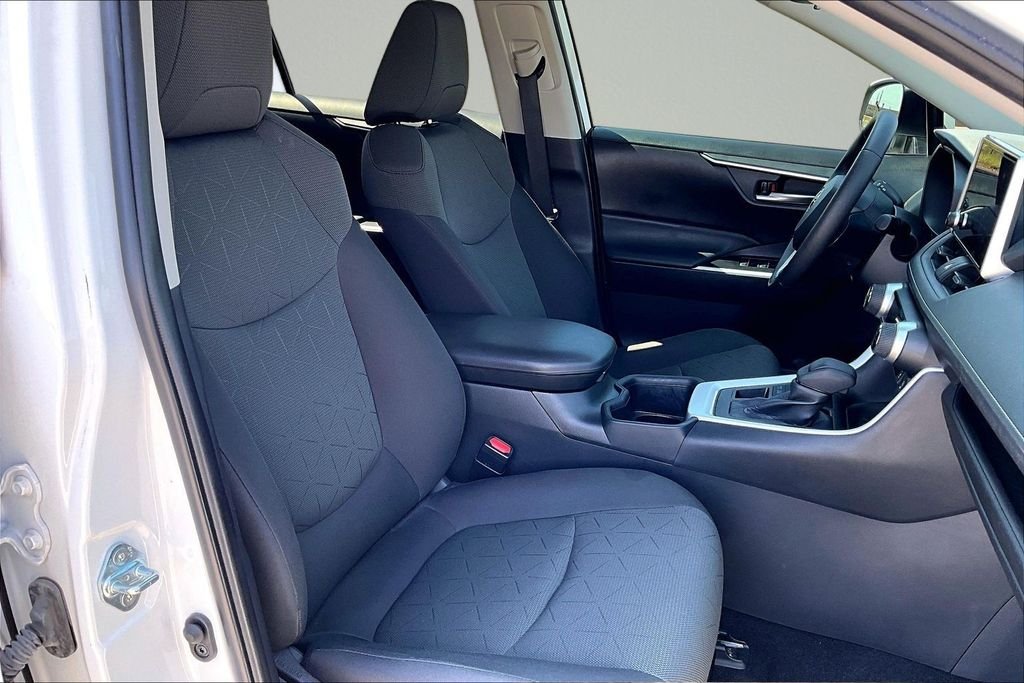 Used 2023 White Toyota XLE image 7