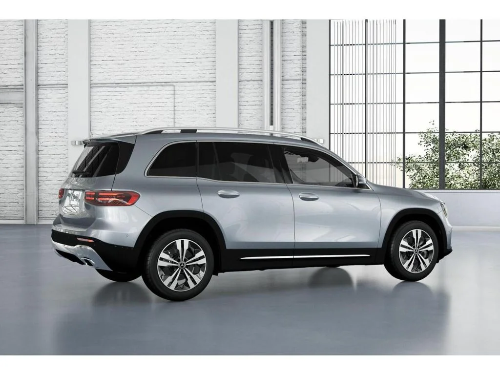 Used 2026 Silver Mercedes-Benz GLB 250 image 19