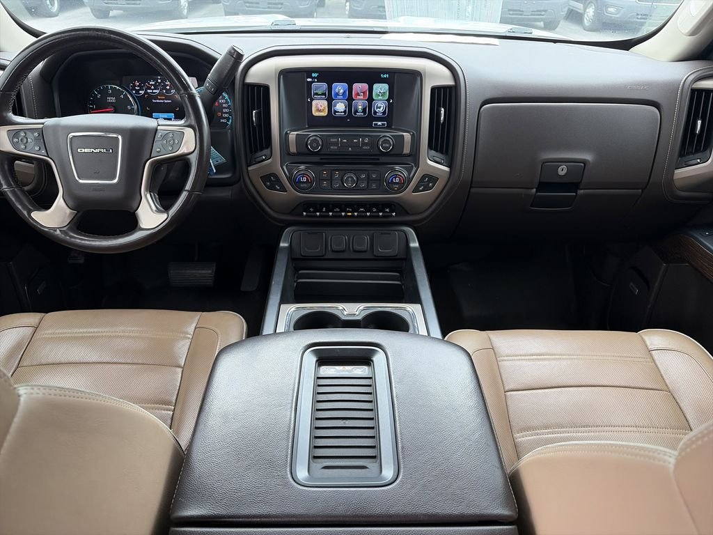 Used 2017 White GMC Denali image 14