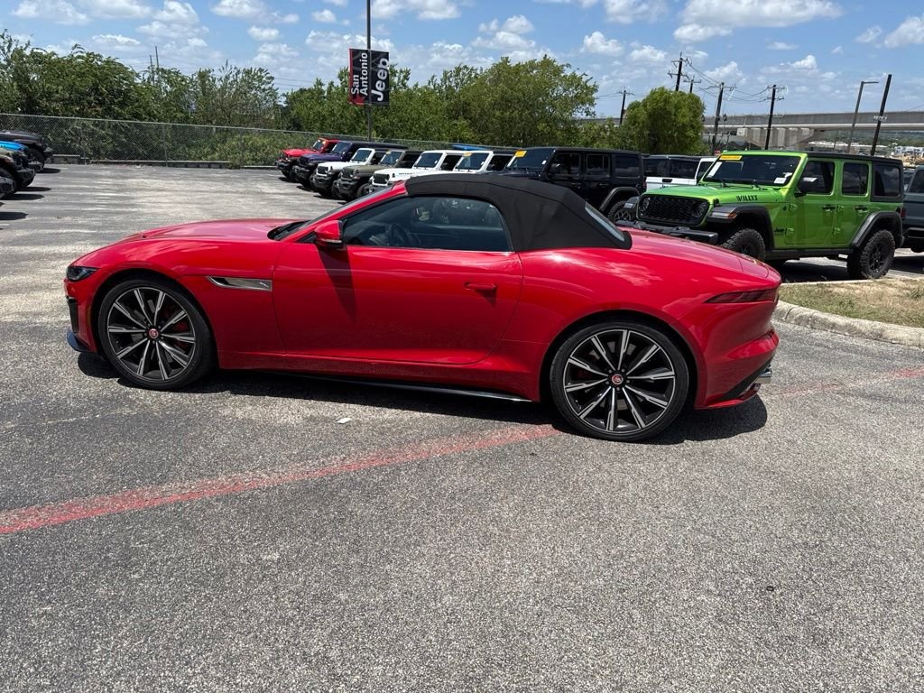 Used 2021 Red Jaguar R image 17