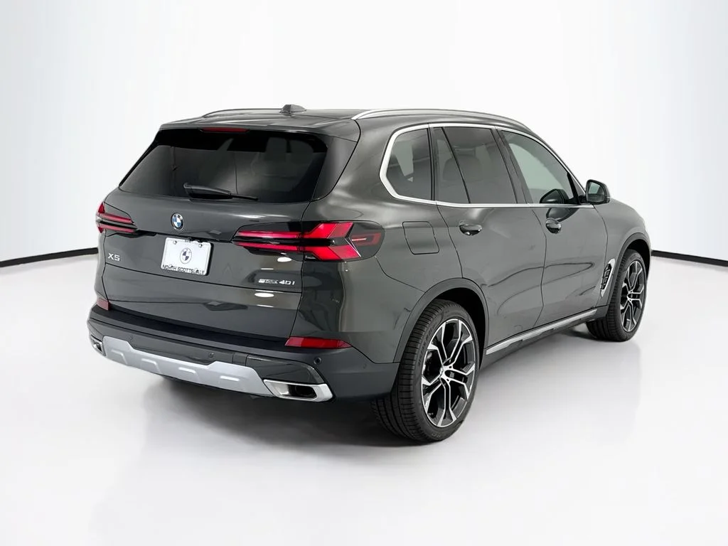 New 2026 Gray BMW sDrive40i image 5