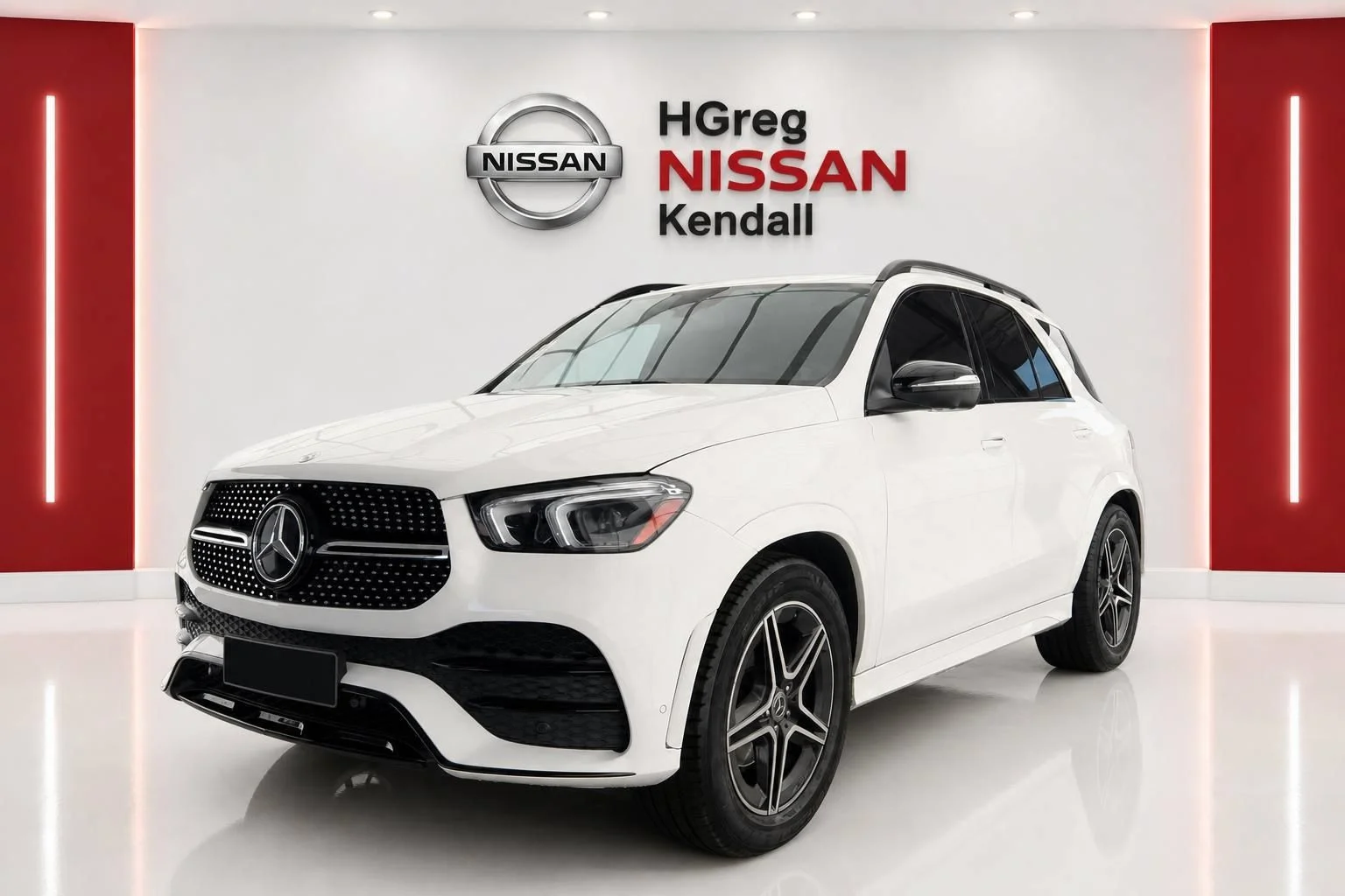 Used 2022 White Mercedes-Benz GLE 350 image 3