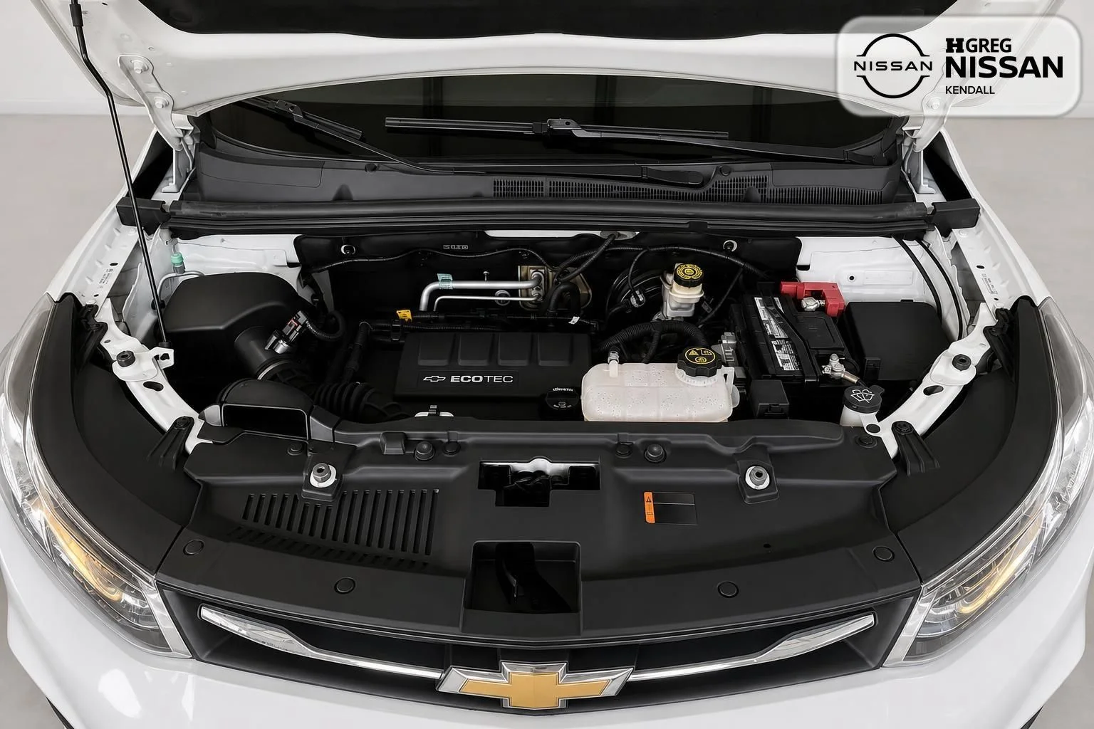 Used 2017 White Chevrolet LS image 14