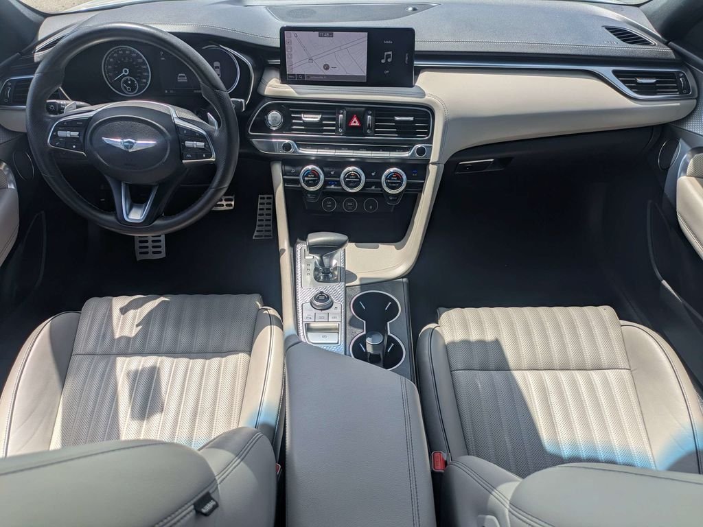 Used 2023 White Genesis 2.0T image 14