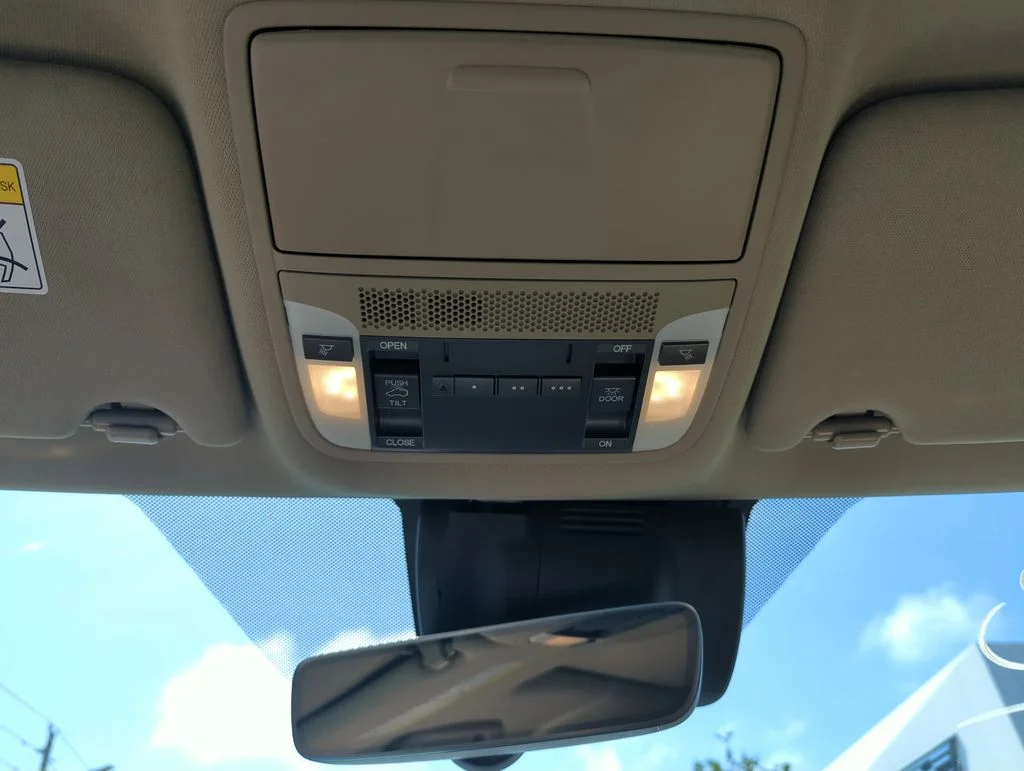 Used 2017  Acura 3.5L image 26