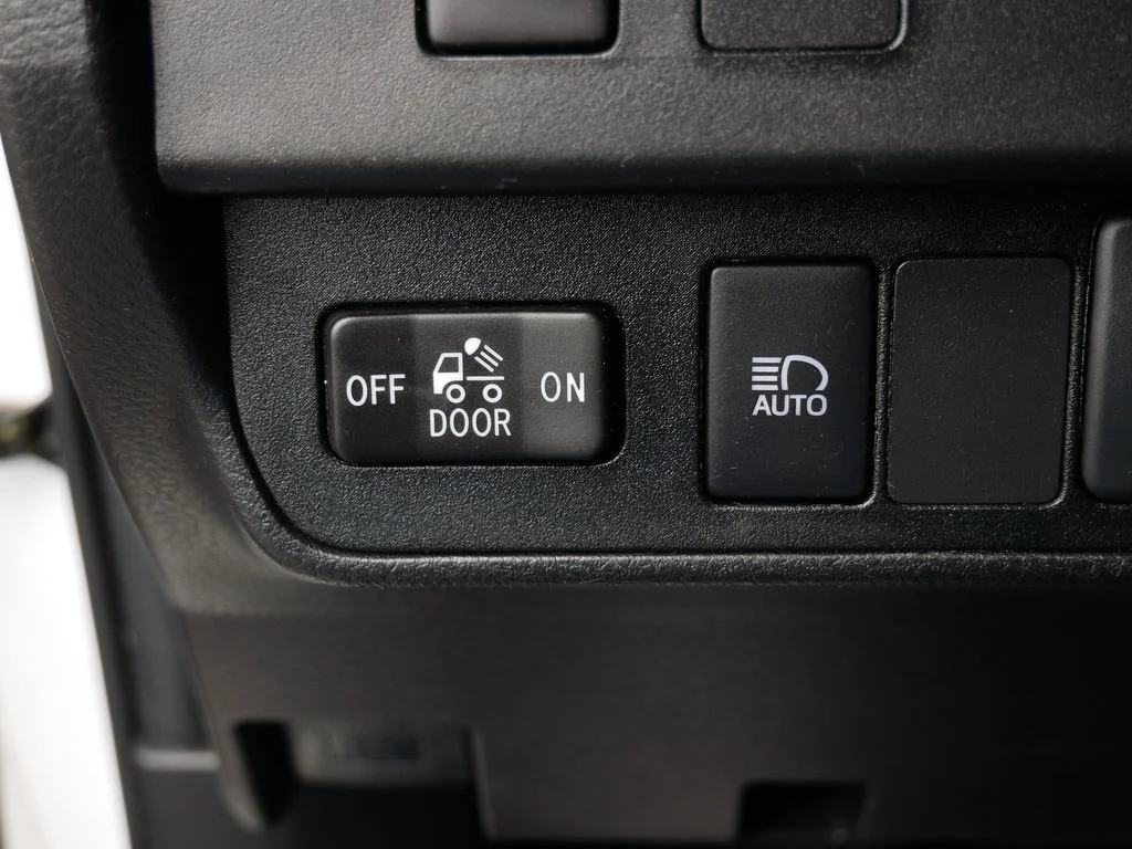 Certified Used 2023 White Toyota SR image 28