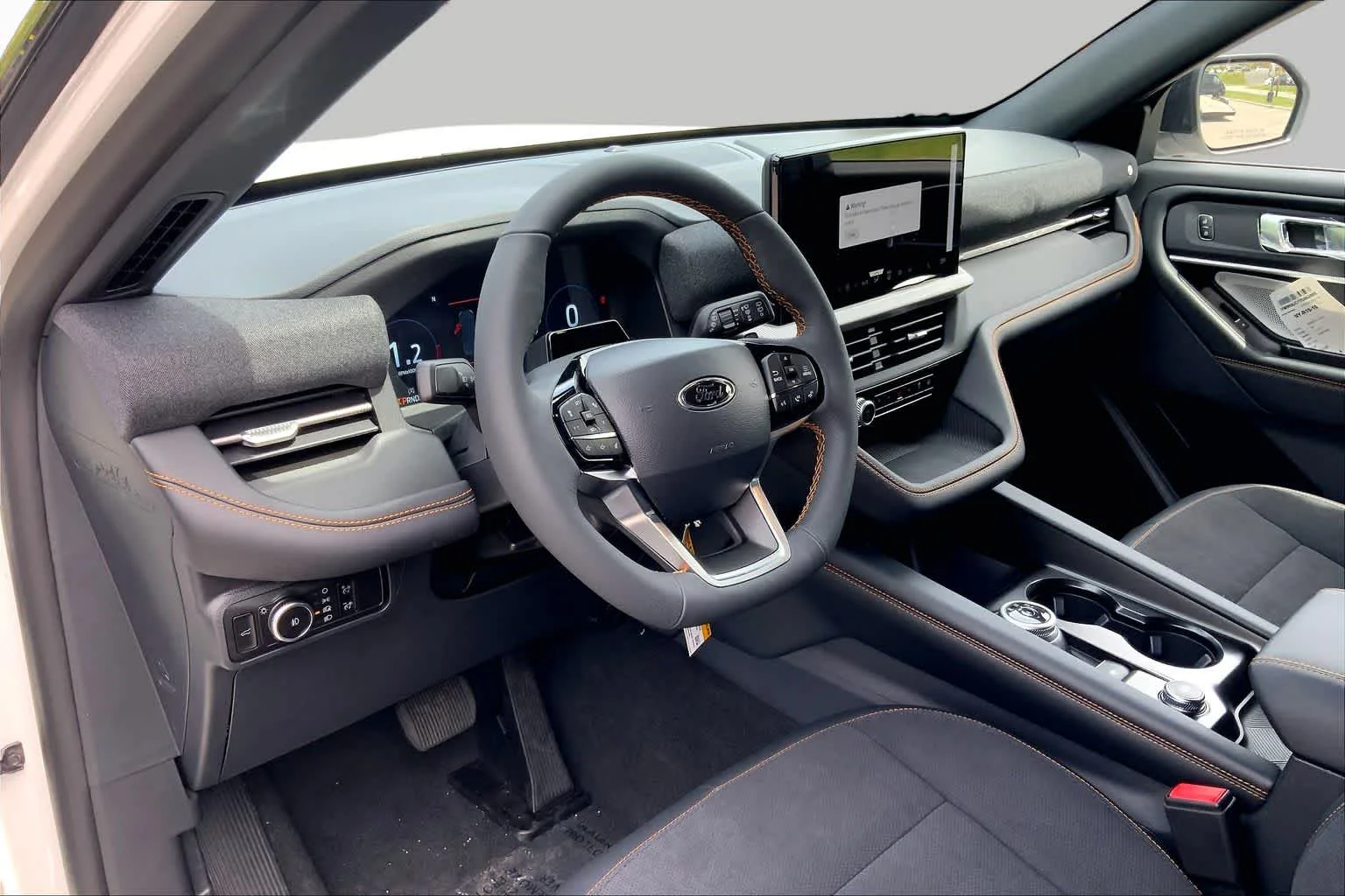 New 2026 Star White Metallic Tri-Coat Ford Tremor® image 9