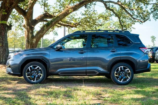 New 2026 Magnetite Gray Metallic Subaru Limited image 2