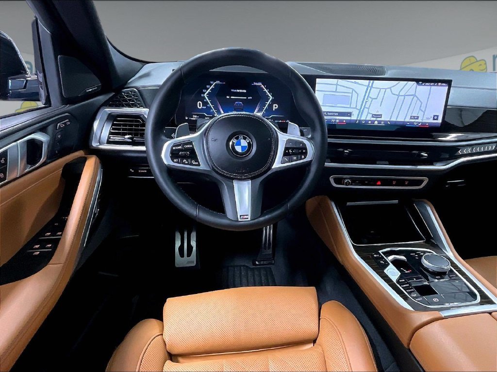 Used 2024 Black BMW xDrive40i image 18