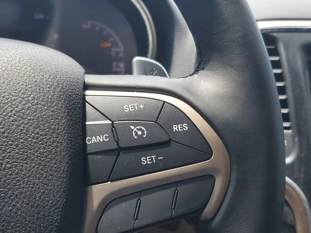 Used 2017 Gray Jeep Laredo image 24