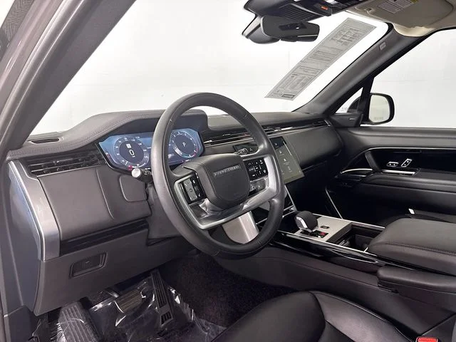 Used 2025 Gray Land Rover SE image 9