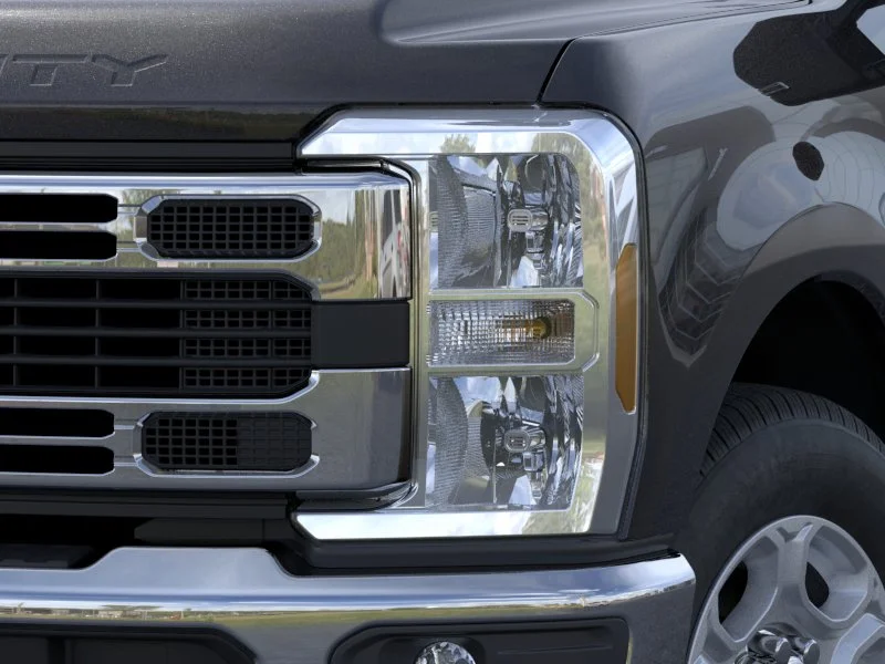 New 2026 Agate Black Metallic Ford F-250® XLT image 40