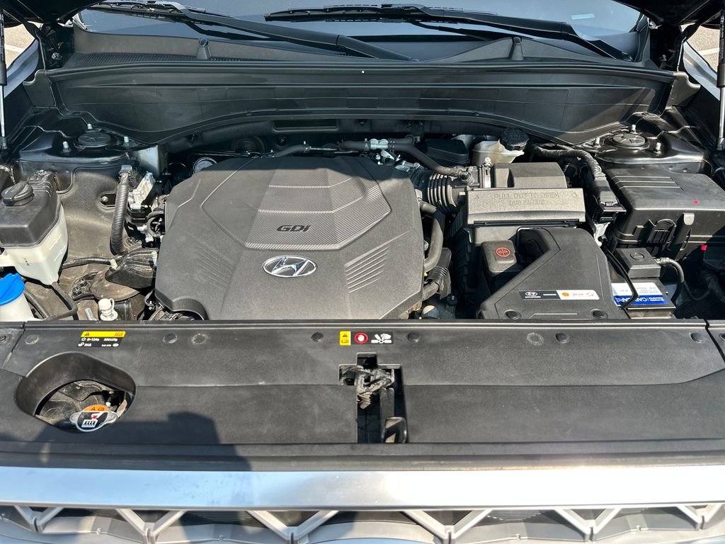 Used 2020 Black Hyundai Limited image 10