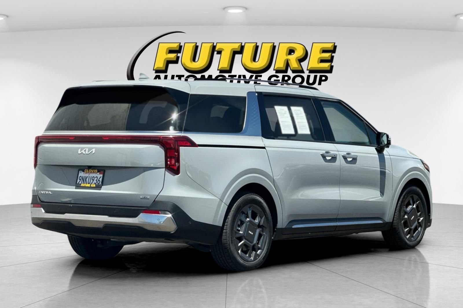 Used 2025 White Kia SX image 4