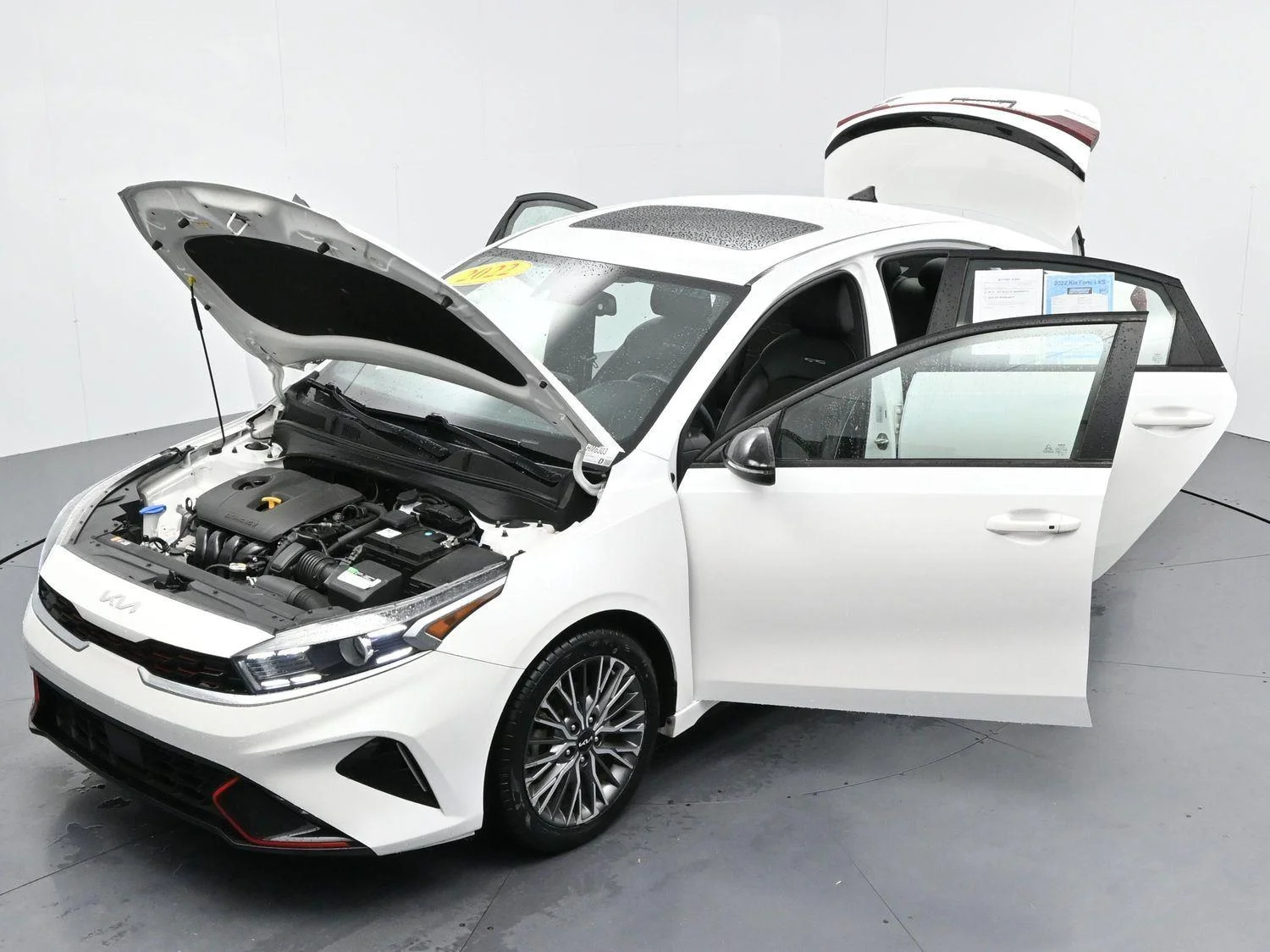 Used 2022 Snow White Pearl Kia GT-Line image 44