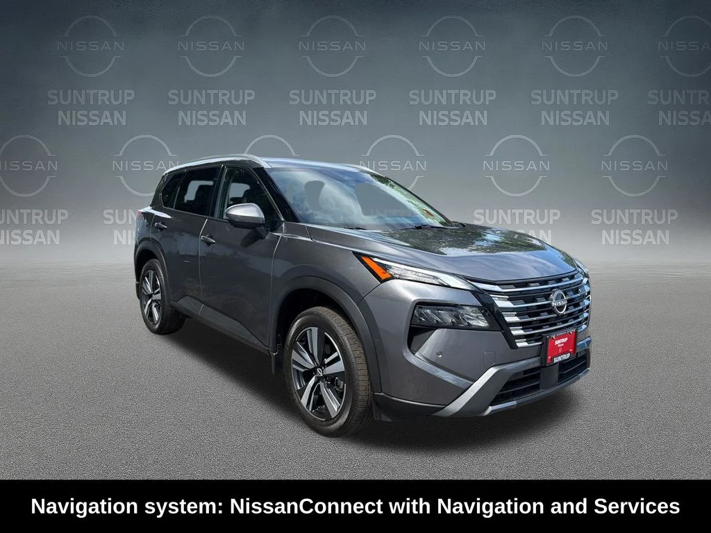 Used 2025 Gray Nissan SL image 9