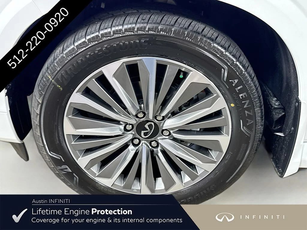 New 2027 RADIANT WHITE INFINITI LUXE image 44