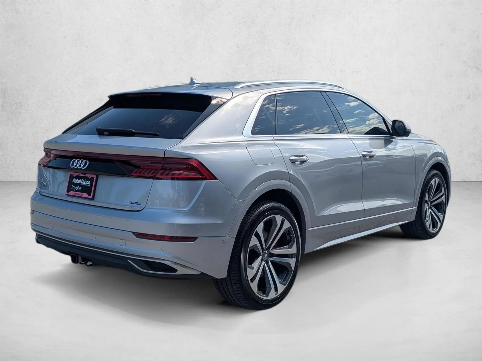 Used 2019 Silver Audi Premium Plus image 5