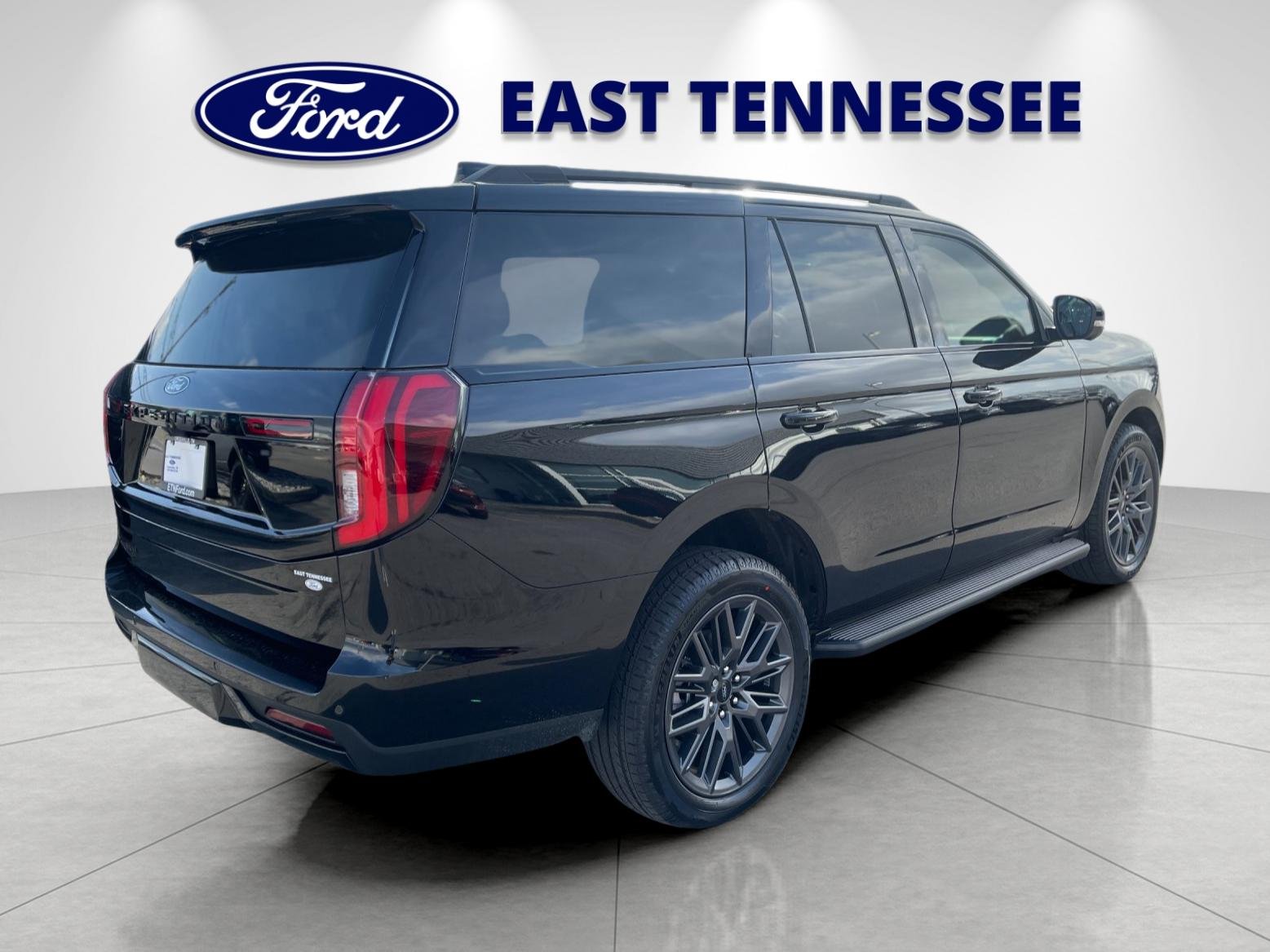 New 2026 Agate Black Metallic Ford Platinum® image 3