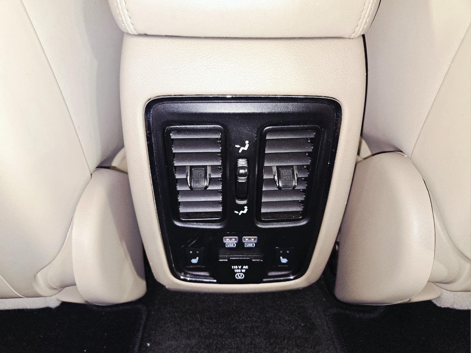 Used 2015 Bright White Clearcoat Jeep Limited image 56