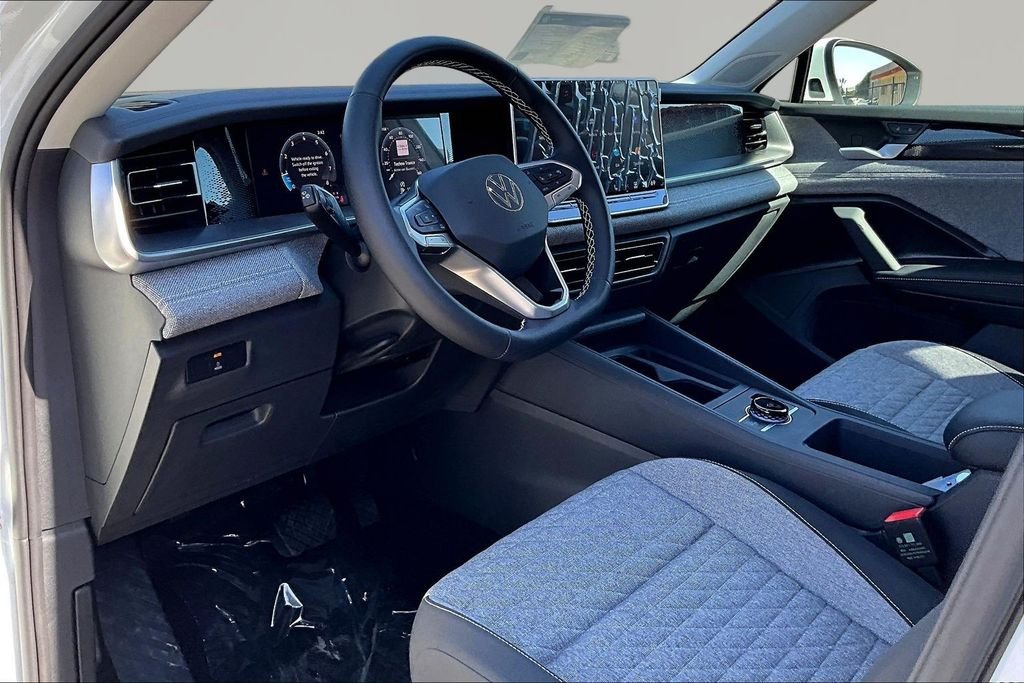 New 2026 White Volkswagen 2.0T S image 17