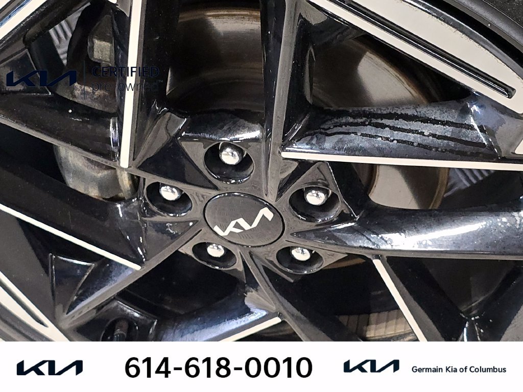Used 2025 Gray Kia GT-Line image 12