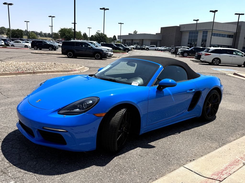 Used 2023 Blue Porsche S image 4