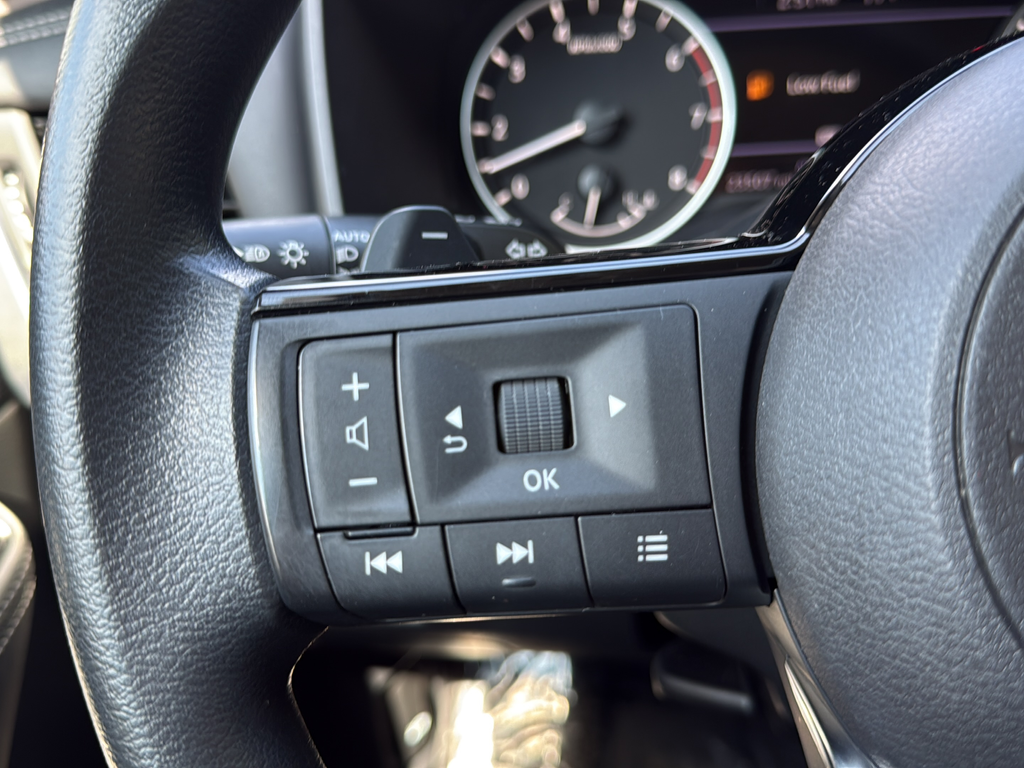 Used 2023 White Nissan SV image 35