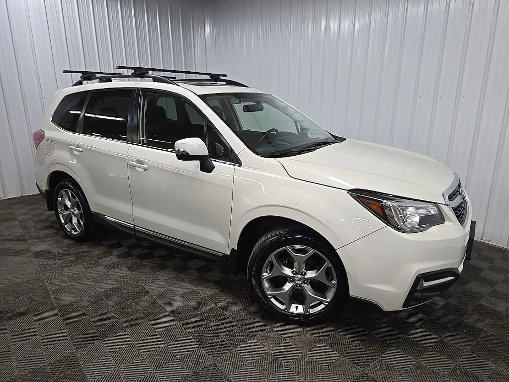 Used 2017 White Subaru 2.5i Touring image 8