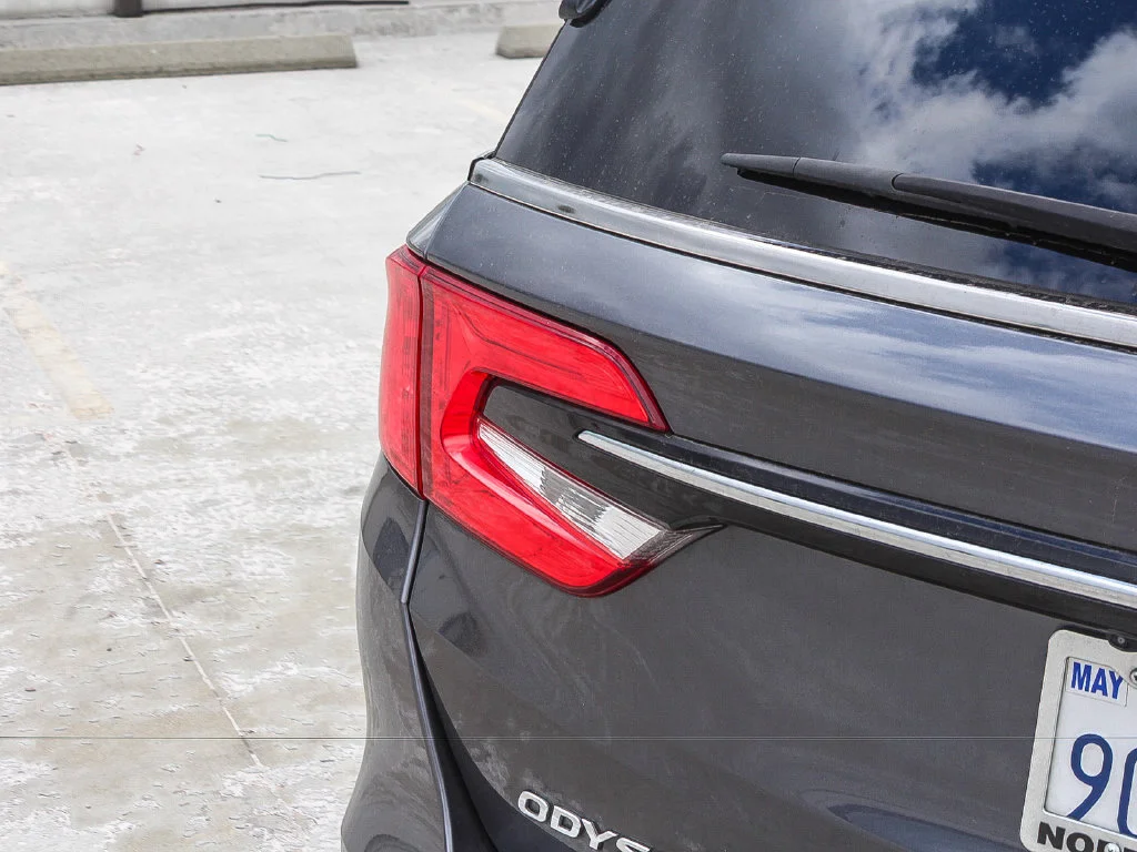 2023 Honda Odyssey EX-L - Photo 23