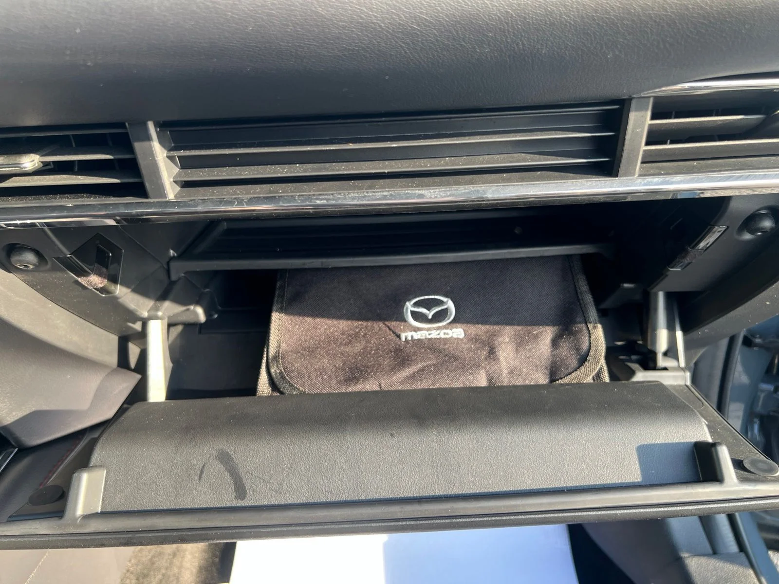 Used 2024 Polymetal Gray Metallic Mazda 2.5 S Carbon Edition image 56
