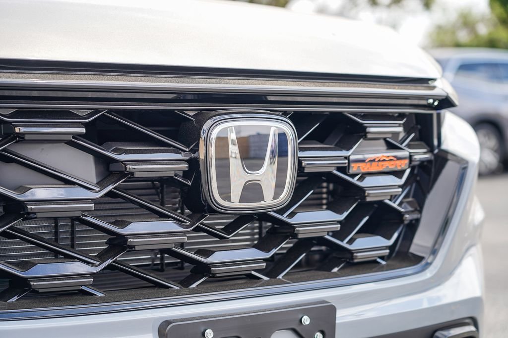 New 2026 Urban Gray Pearl Honda TrailSport image 3