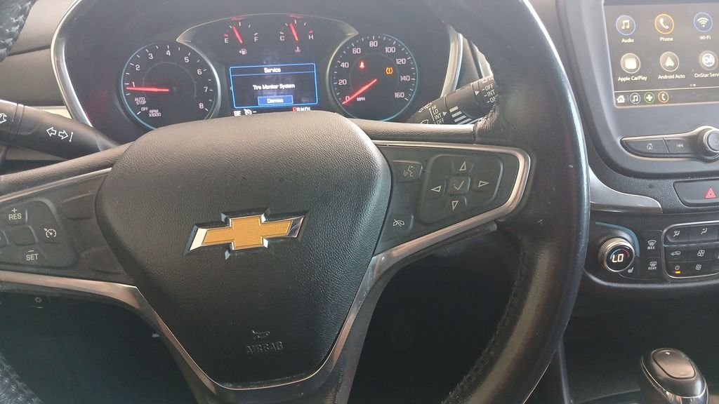 Used 2019 White Chevrolet LT image 9