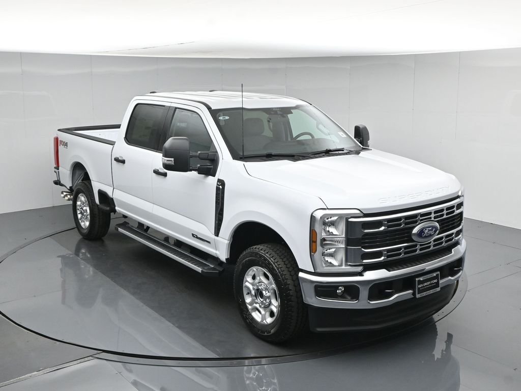 New 2026 Oxford White Ford XLT image 37