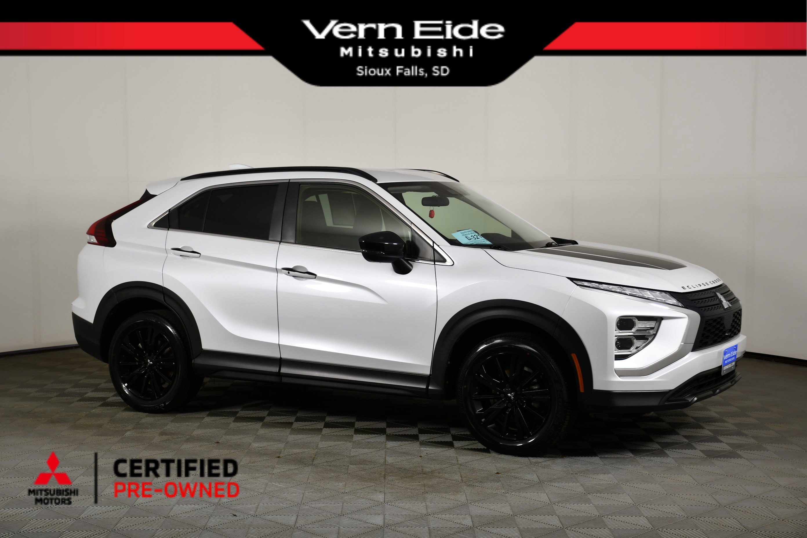 2024 Mitsubishi Eclipse Cross Black Edition S-AWC's photo