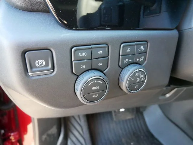 2026 Chevrolet Silverado 1500 LT Trail Boss - Photo 10