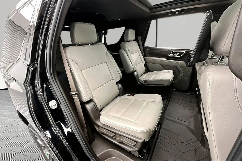 Certified Used 2024 Black Chevrolet Z71 image 27