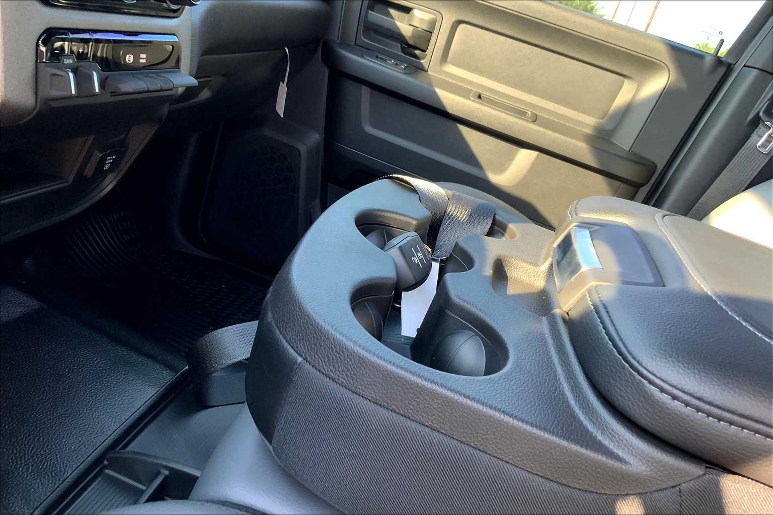 2026 RAM 2500 Tradesman - Photo 7