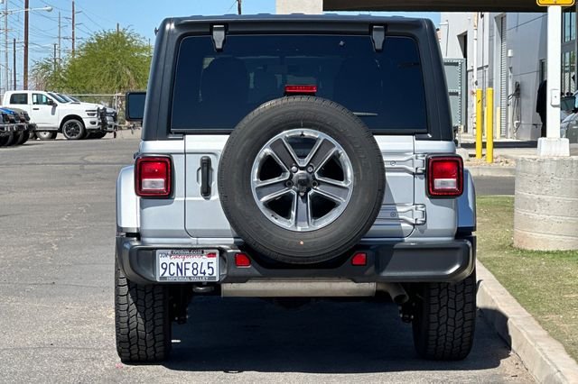 Used 2022 Silver Jeep Unlimited Sahara image 4