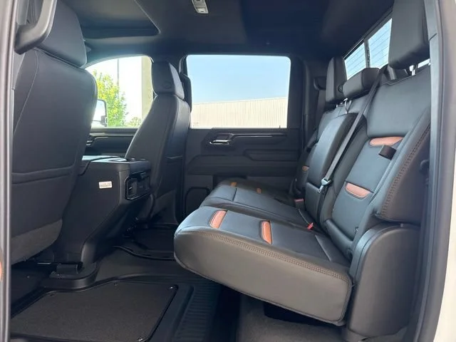 2026 GMC Sierra 2500HD AT4 - Photo 15