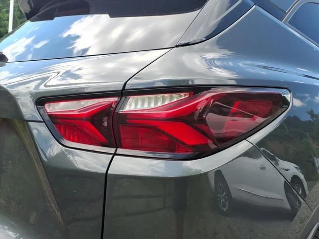 Used 2020 Gray Chevrolet LT image 22